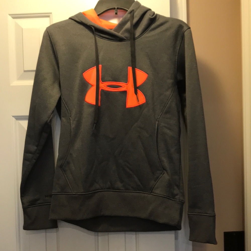 Women’s Small Under Armour Cold Gear Hoodie